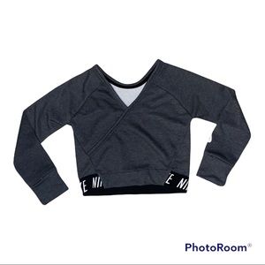 Nike Cropped Workout Top